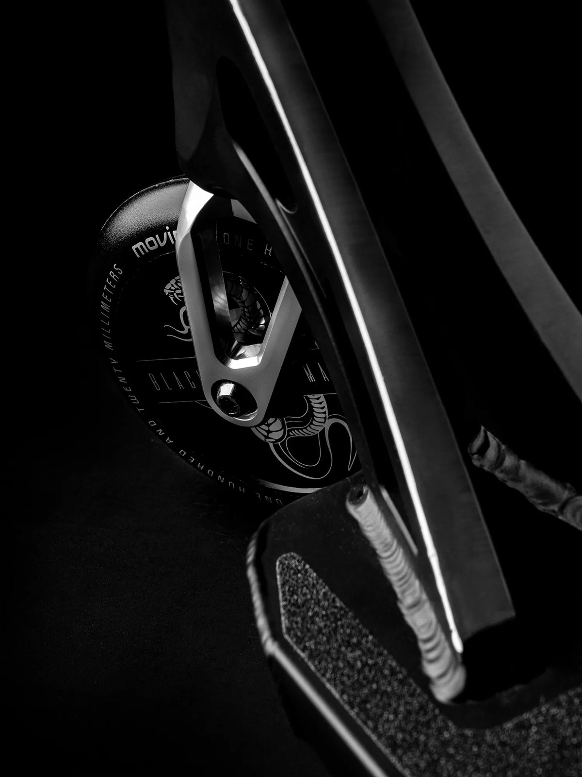 Movino Black Mamba (black)